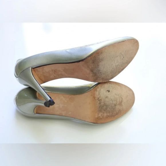 Stuart Weitzman pumps - Picture 5 of 11